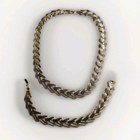 Parure D'Orlan métal doré argenté.