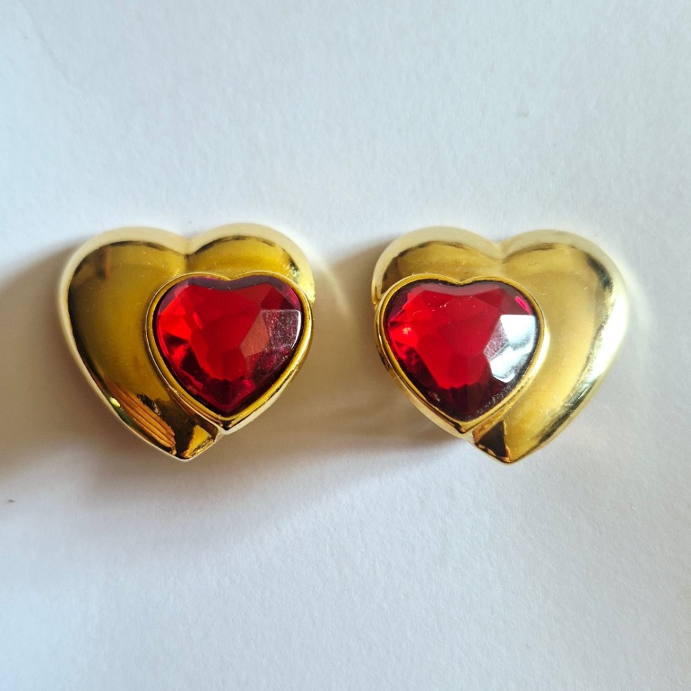 Vintage boucles d'oreilles clips coeur Loris Azzaro.